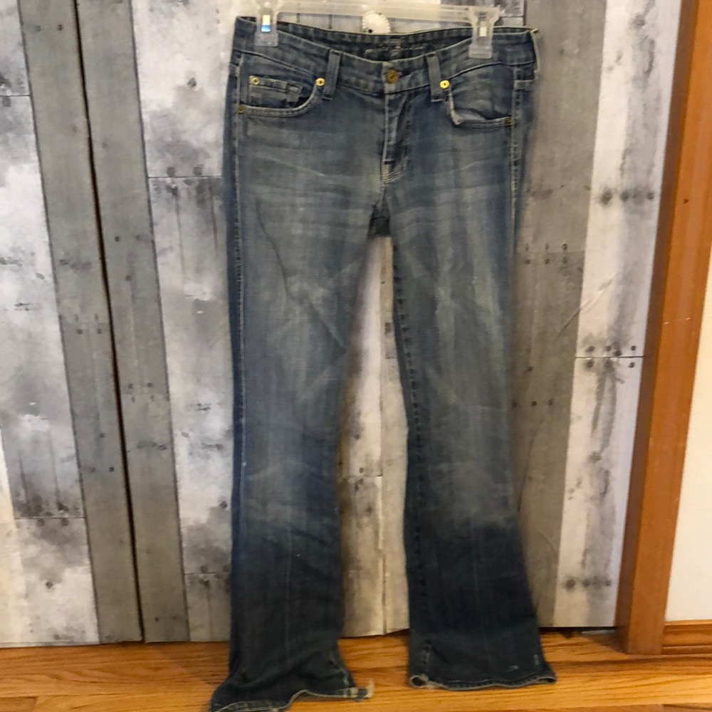 Boot cut jeans